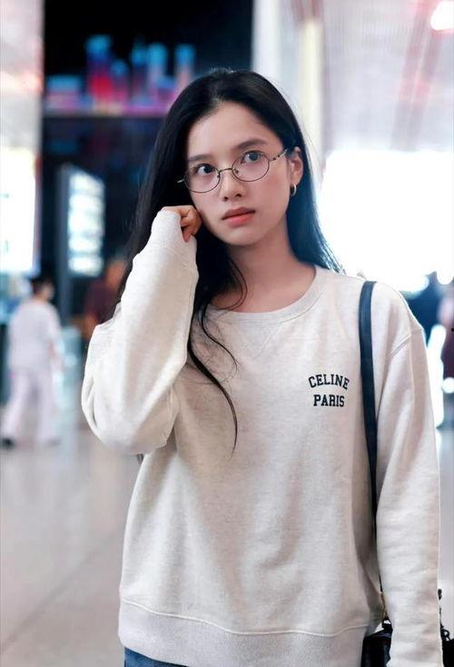 张婧仪娱乐八卦爆料视频,揭秘明星幕后故事 第3张 张婧仪娱乐八卦爆料视频,揭秘明星幕后故事 第3张