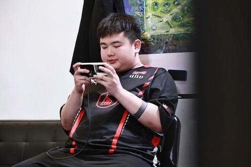 钟意爆料狼队视频在线观看,狼队幕后视频独家首播 第2张 钟意爆料狼队视频在线观看,狼队幕后视频独家首播 第2张