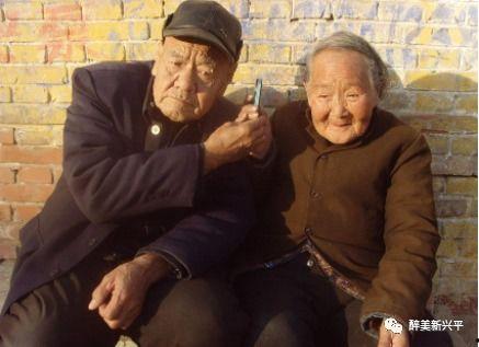 六叔最新爆料入口,最新爆料入口大曝光,带你一探究竟! 第3张 六叔最新爆料入口,最新爆料入口大曝光,带你一探究竟! 第3张