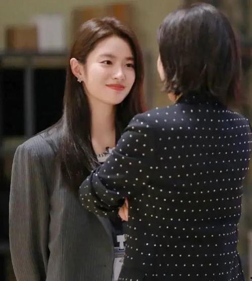 娱乐圈白鹿吃瓜爆料视频,娱乐圈幕后真相大揭秘 第2张 娱乐圈白鹿吃瓜爆料视频,娱乐圈幕后真相大揭秘 第2张