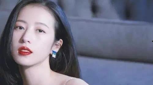 最新爆料周雨彤,神秘男友身份引热议！  第2张