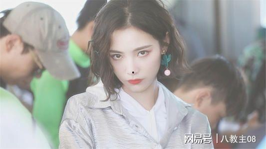 李现爆料鞠婧祎视频事件,事件引发网友热议