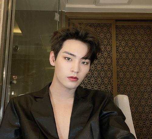 李天泽前女友爆料视频,揭秘昔日恋情内幕 第2张 李天泽前女友爆料视频,揭秘昔日恋情内幕 第2张