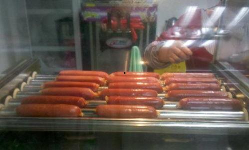 烤肠爆料新闻事件,揭秘网络爆料背后的真相与争议  第2张