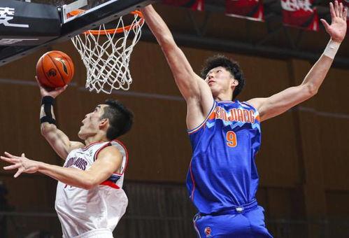 记者爆料周琦受伤视频,记者现场直击,球员痛苦表情引关注 第2张 记者爆料周琦受伤视频,记者现场直击,球员痛苦表情引关注 第2张