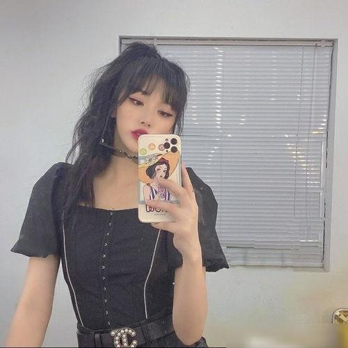 最新爆料孔雪儿,神秘恋情引热议，背后故事令人瞩目